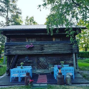Фото номера Семейный номер Отели типа «постель и завтрак» Willa Mustijoki г. Laukkoski 5